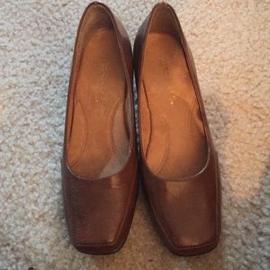 Aerosols  women’s wedge shoes